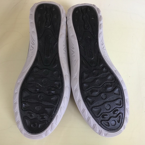 Black Skechers, NWOT - Picture 4 of 6
